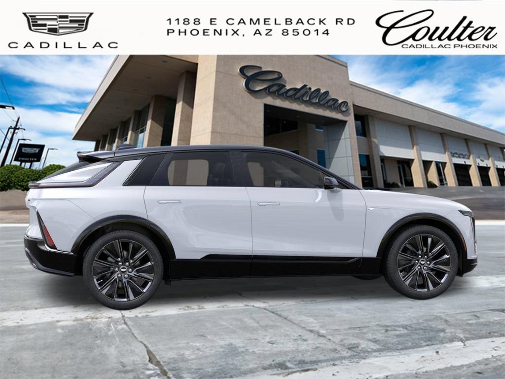 New 2026 Cadillac Lyriq Signature Sport RWD image 5