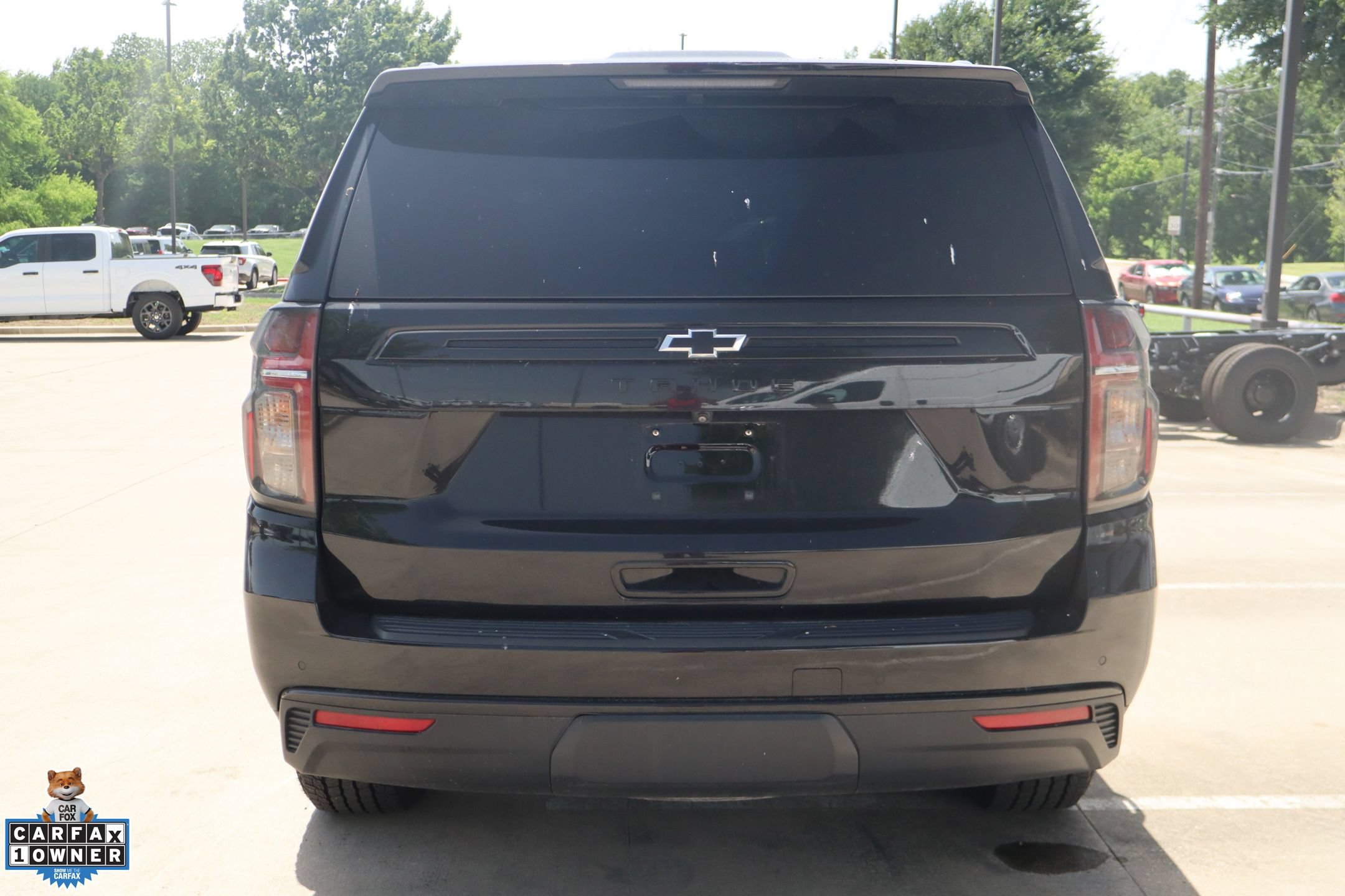 Used 2023 Chevrolet Tahoe Z71 w/ Luxury Package AWD/4WD image 4