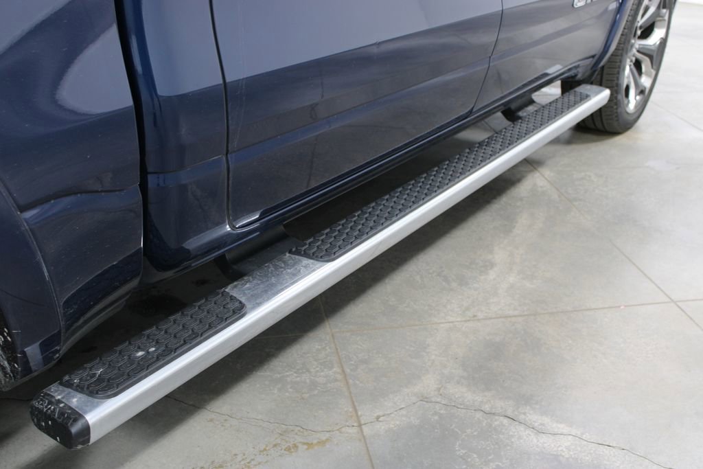 Used 2022 RAM 1500 Limited w/ Body-Colour Bumper Group image 13