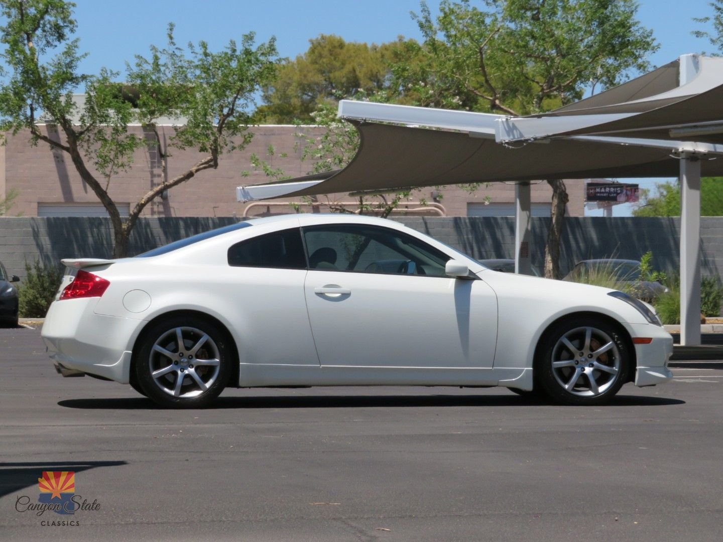 Used 2004 INFINITI G35 Coupe w/ Premium Pkg RWD image 2
