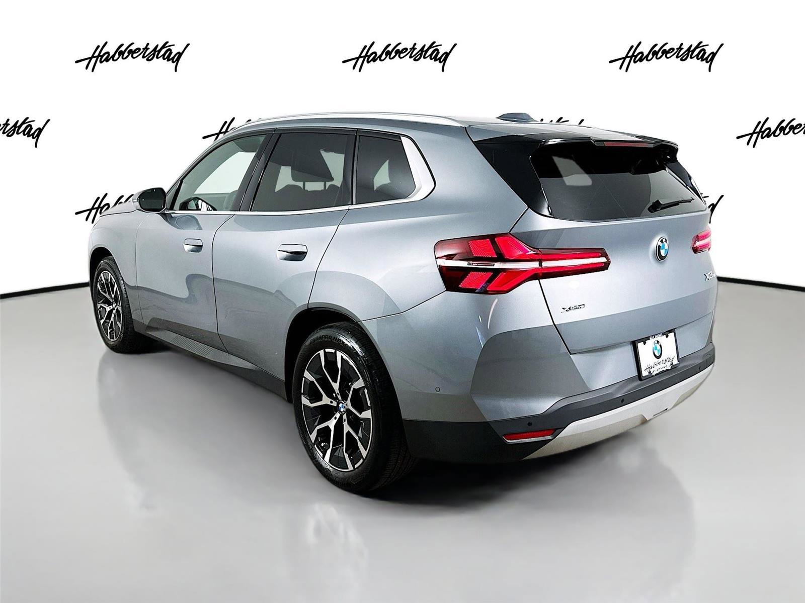 Used 2025 BMW X3 xDrive30i w/ Convenience Package image 7