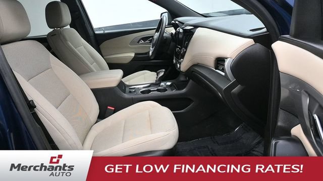 Used 2022 Chevrolet Traverse LS AWD/4WD image 11