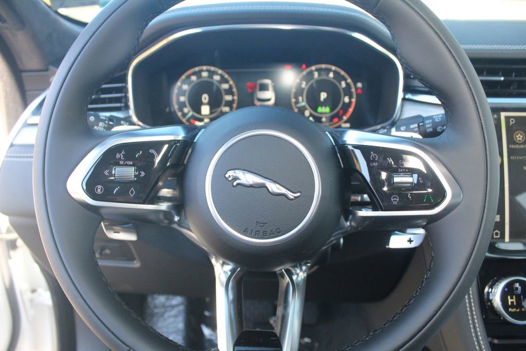 New 2026 Jaguar F-PACE R-Dynamic S AWD/4WD image 17