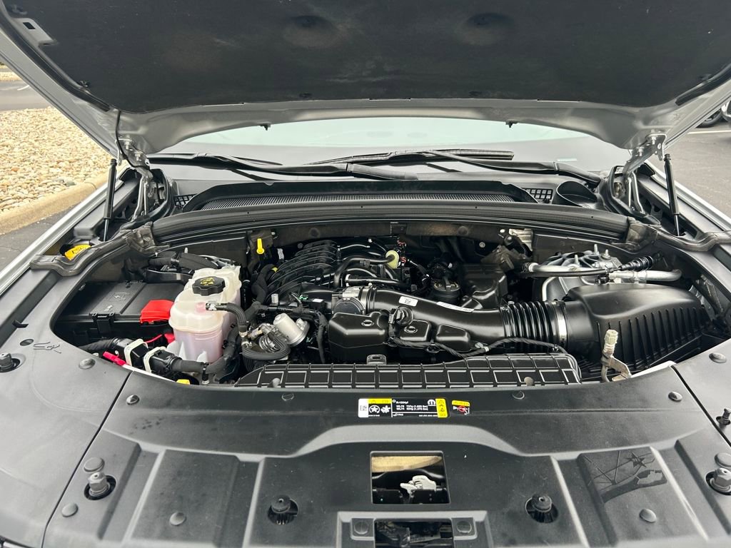 Used 2024 Jeep Grand Cherokee Laredo X image 28