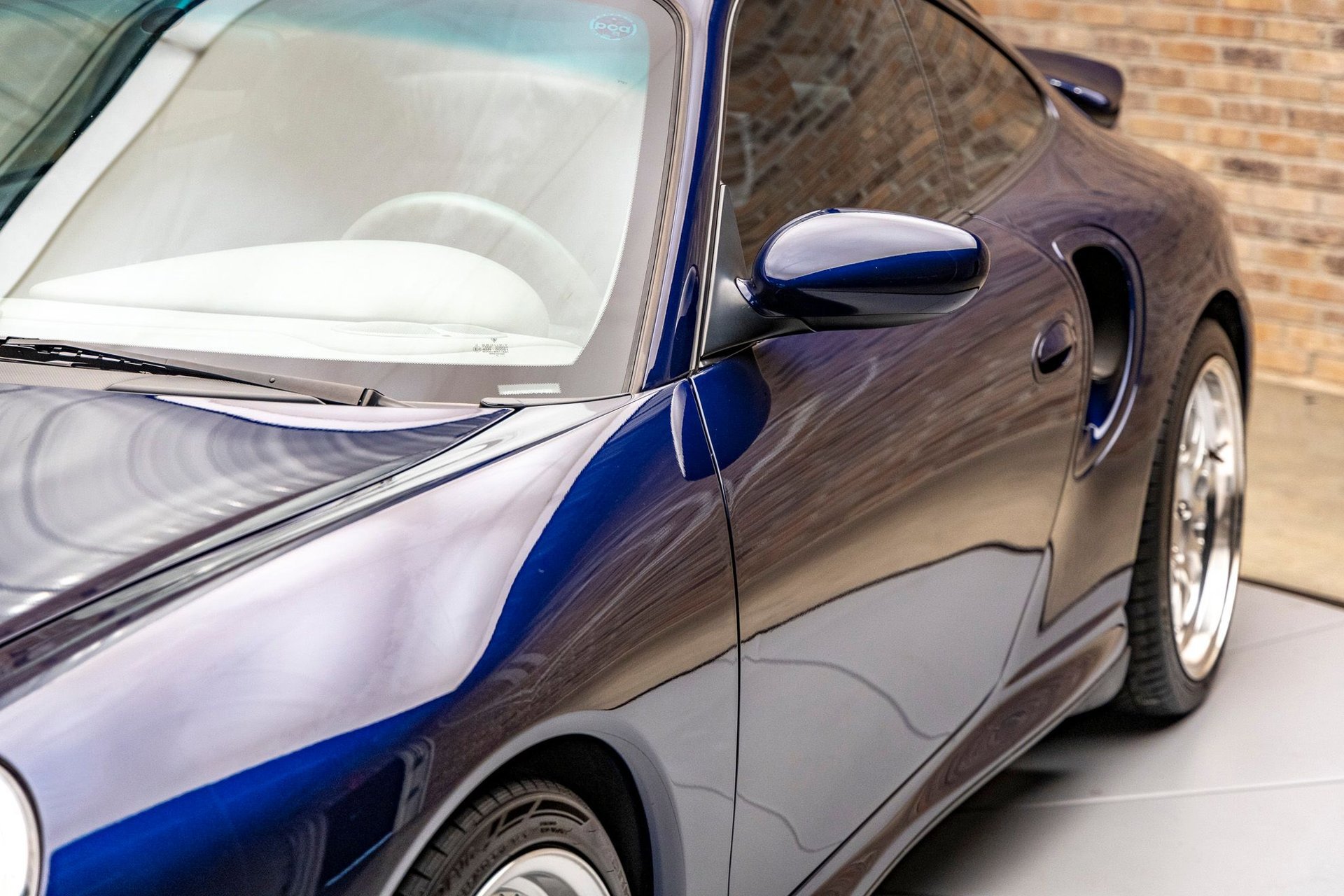 Used 2002 Porsche 911 Turbo image 25