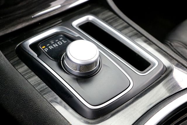 Used 2021 Chrysler 300 Touring w/ Sport Appearance Package image 18