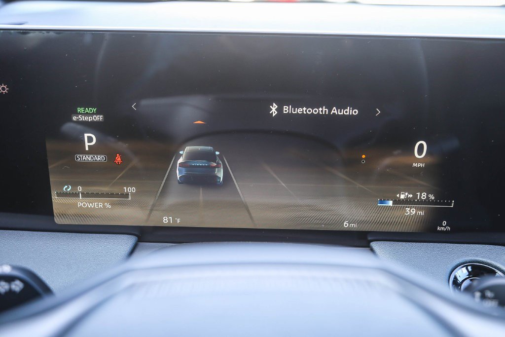New 2026 Nissan Leaf SV+ w/ Illuminated Package FWD image 23