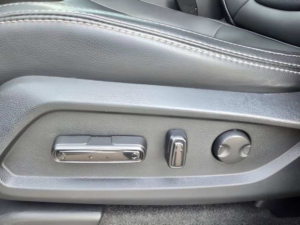 Used 2024 Honda Pilot Touring image 17