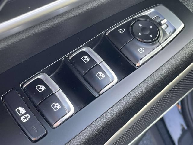 Used 2021 Kia Telluride LX AWD/4WD image 16