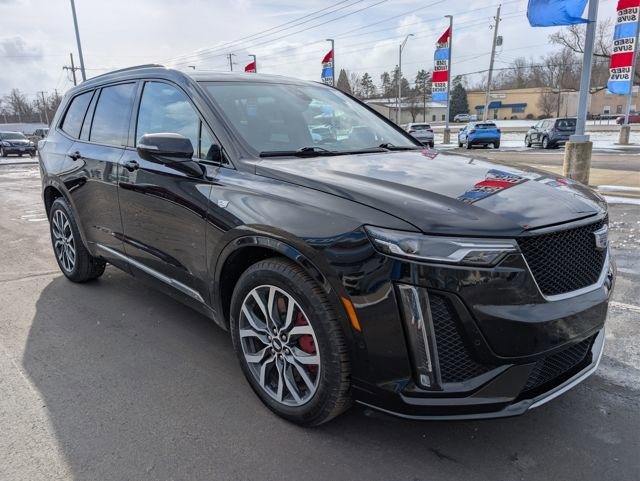 Used 2024 Cadillac XT6 Sport w/ Technology Package image 5
