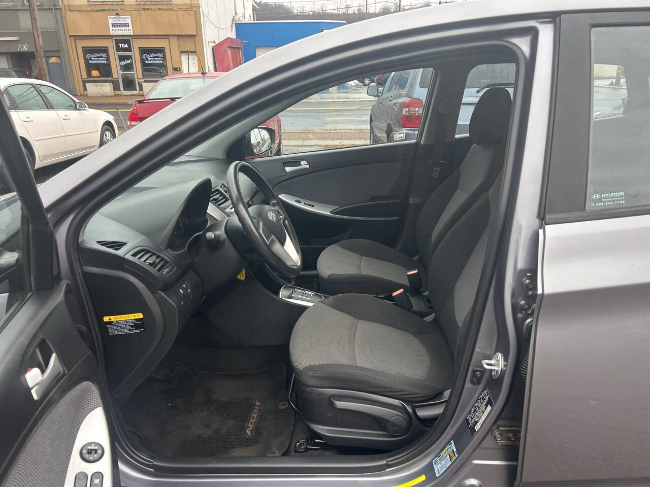 Used 2013 Hyundai Accent GS image 14