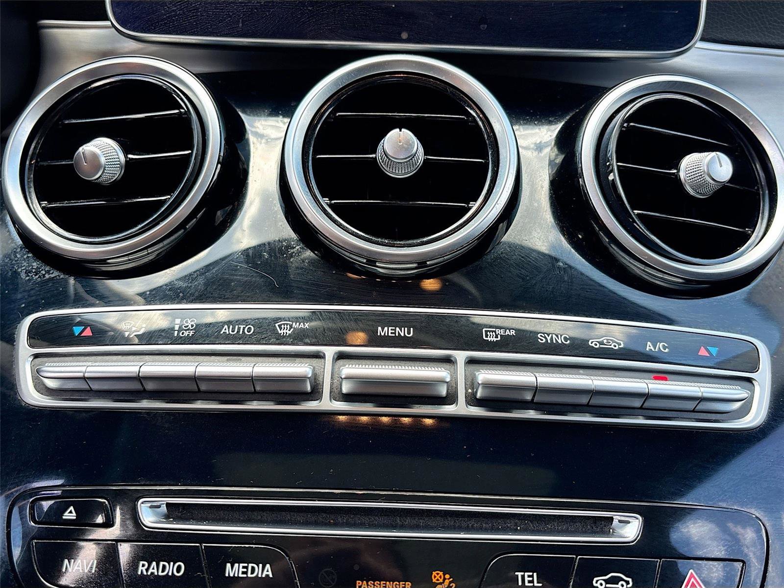 Used 2016 Mercedes-Benz C 300 4MATIC Sedan image 16