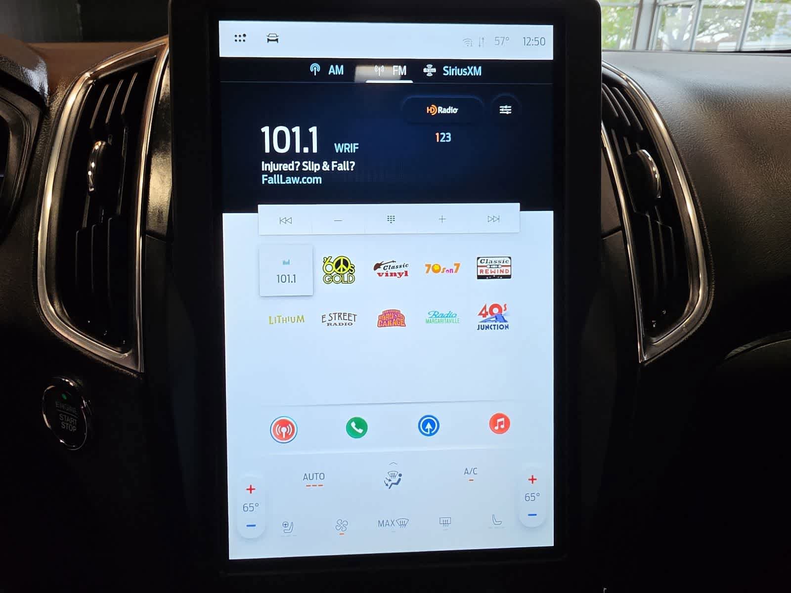 Used 2024 Ford Edge Titanium w/ Equipment Group 301A AWD/4WD image 27