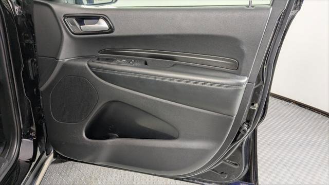 Used 2024 Dodge Durango SXT image 18