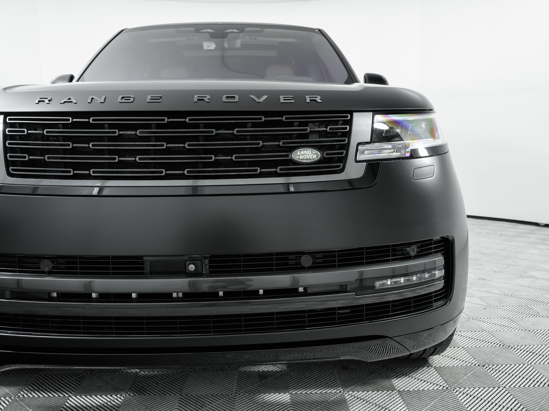 Used 2023 Land Rover Range Rover SE AWD/4WD image 44