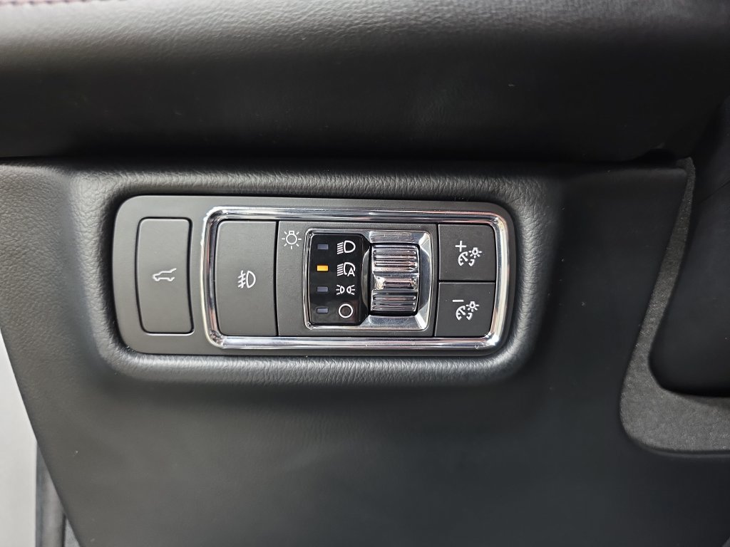 Used 2021 Lincoln Aviator Reserve w/ Equipment Group 201A AWD/4WD image 25