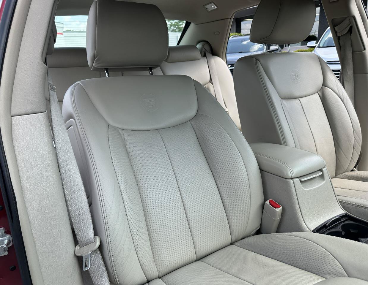 Used 2008 Cadillac DTS FWD image 45