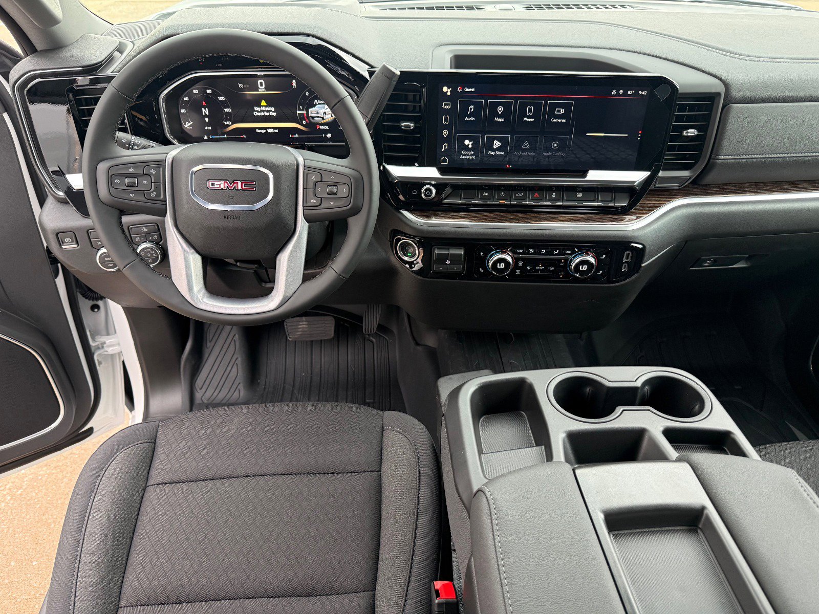 New 2026 GMC Sierra 1500 Elevation w/ LPO, Elevation Black Package image 14