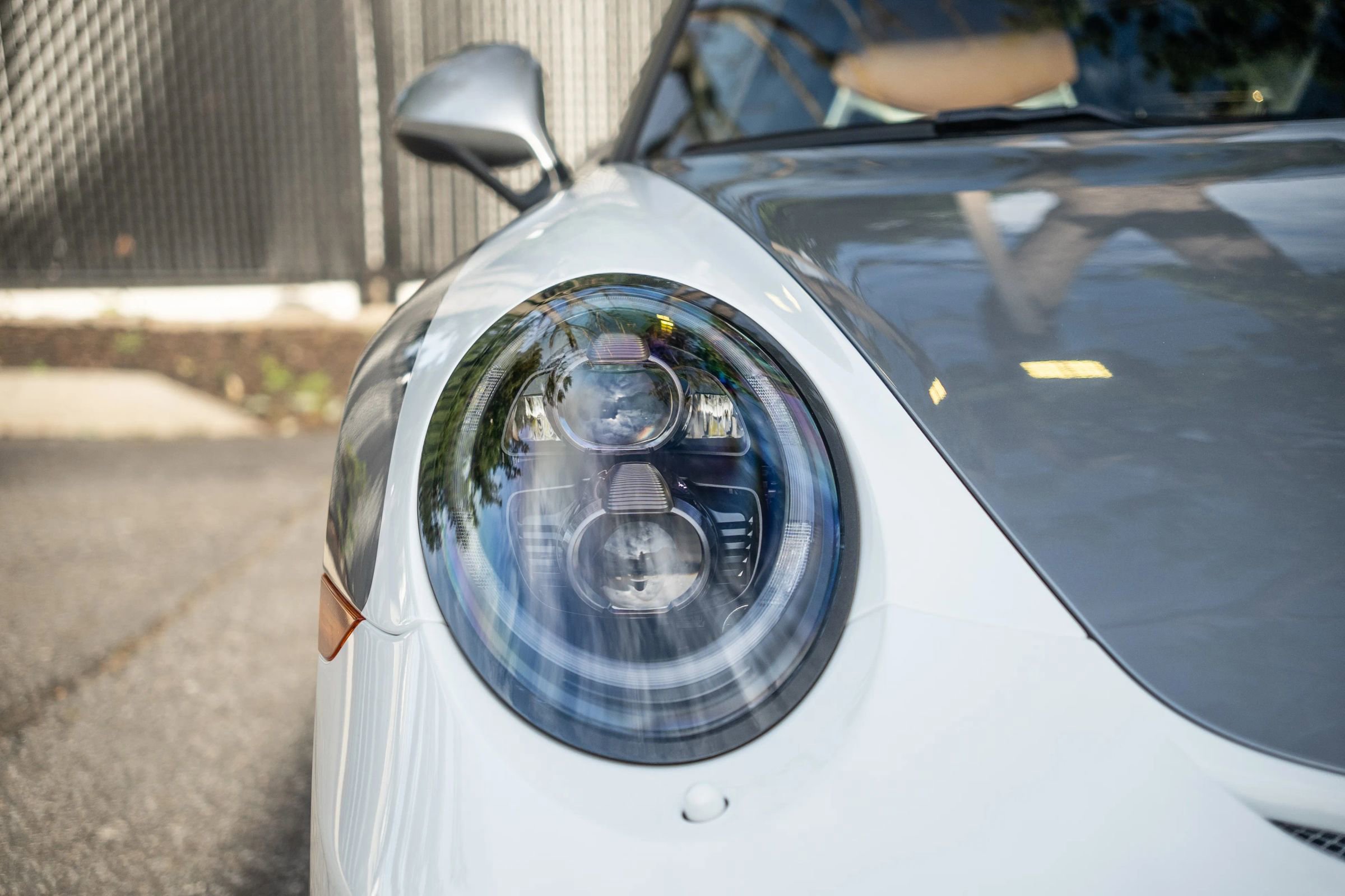 Used 2019 Porsche 911 Speedster RWD image 7