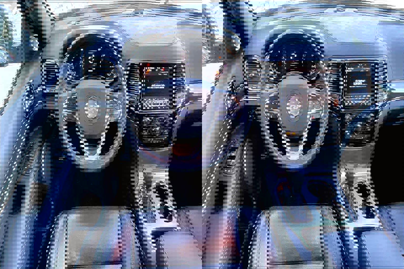 Used 2019 Jeep Grand Cherokee Overland image 5