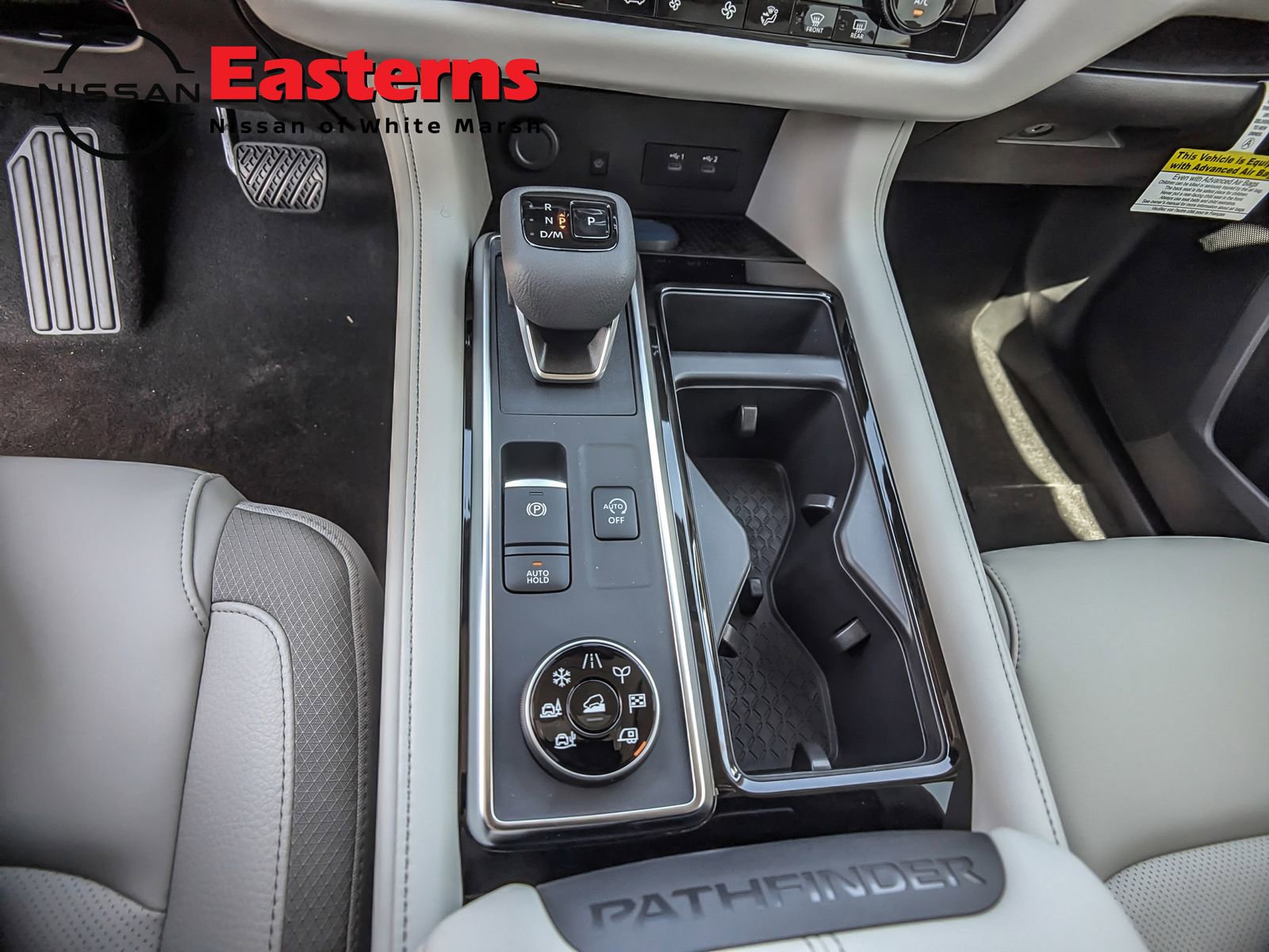 New 2026 Nissan Pathfinder SL image 14