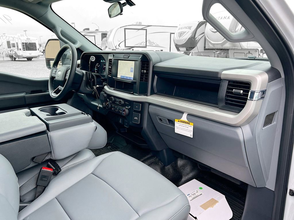 New 2026 Ford F550 4x4 Crew Cab image 26