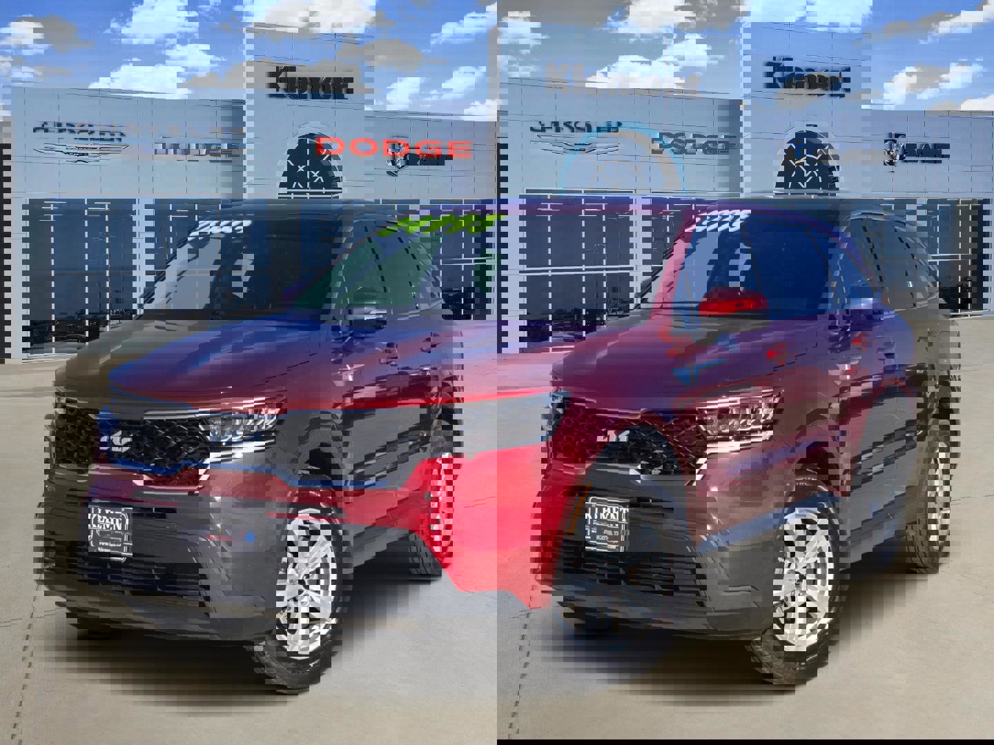 Used 2023 Kia Sorento LX image 1