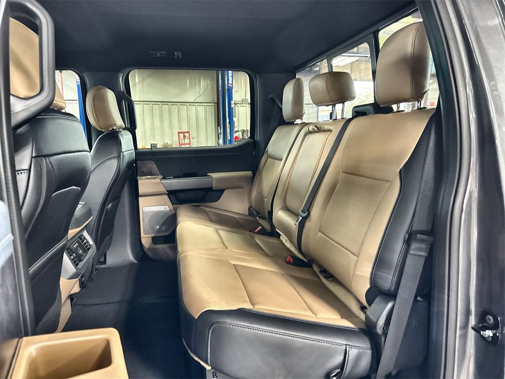 New 2026 Ford F350 Lariat w/ Lariat Premium Package image 25
