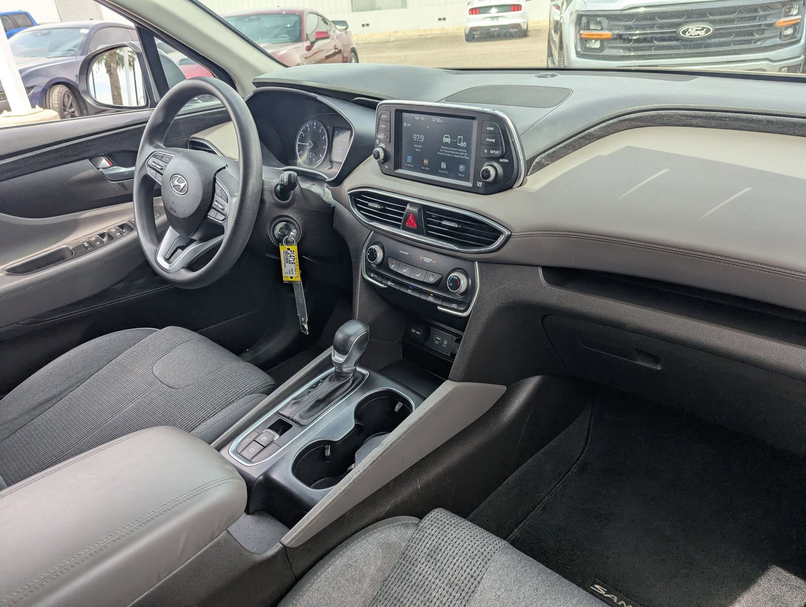 Used 2019 Hyundai Santa Fe SE FWD image 12
