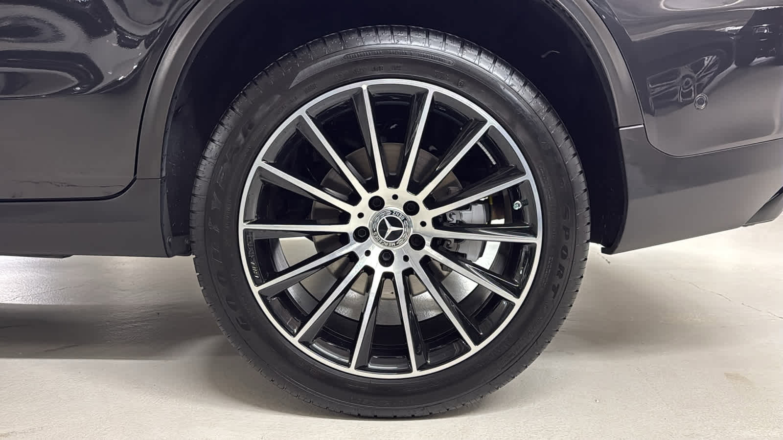 Used 2023 Mercedes-Benz GLC 300 4MATIC Coupe image 13