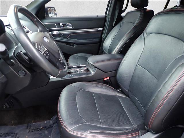 Used 2018 Ford Explorer Sport w/ Equipment Group 401A image 13