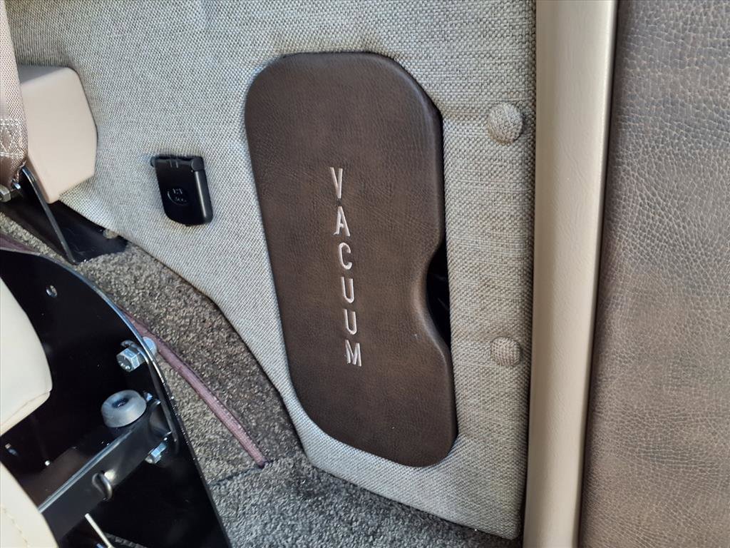 New 2025 GMC Savana 2500 Work Van w/ Driver Convenience Package image 25