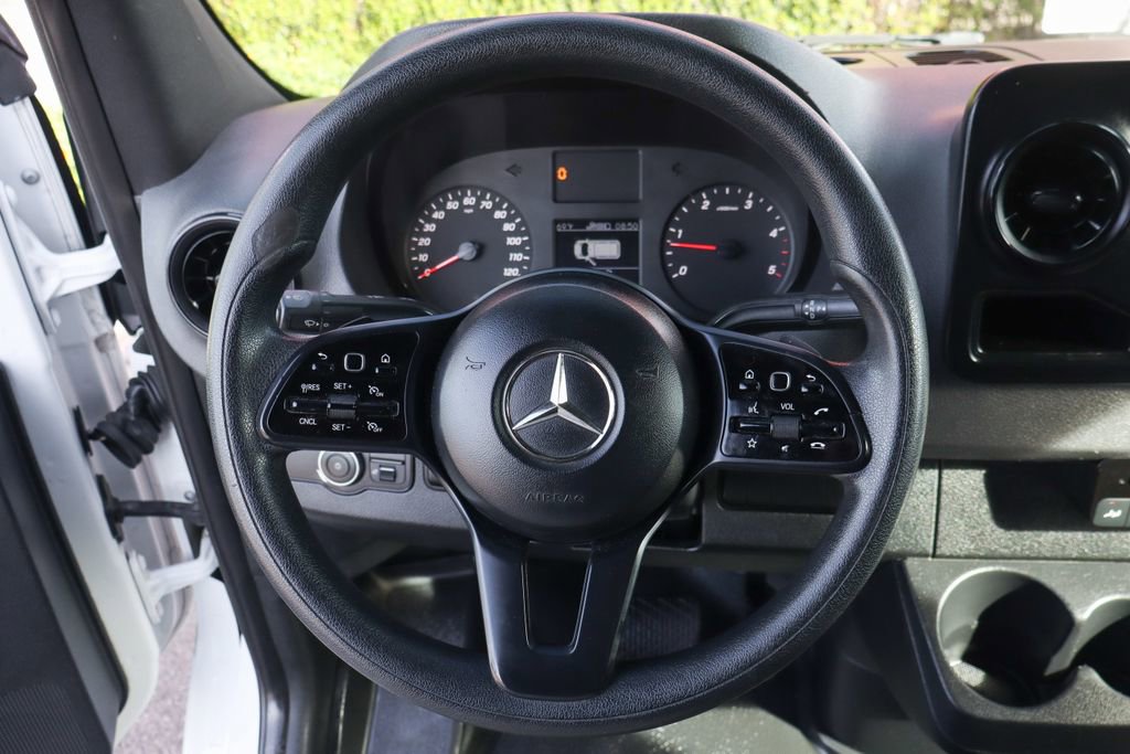 Used 2019 Mercedes-Benz Sprinter 2500 image 26