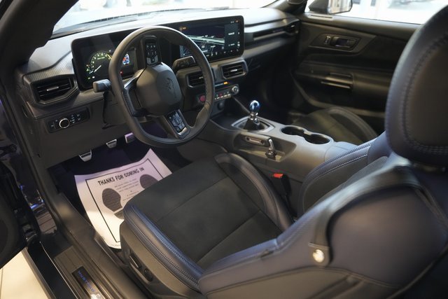 New 2025 Ford Mustang Dark Horse image 8