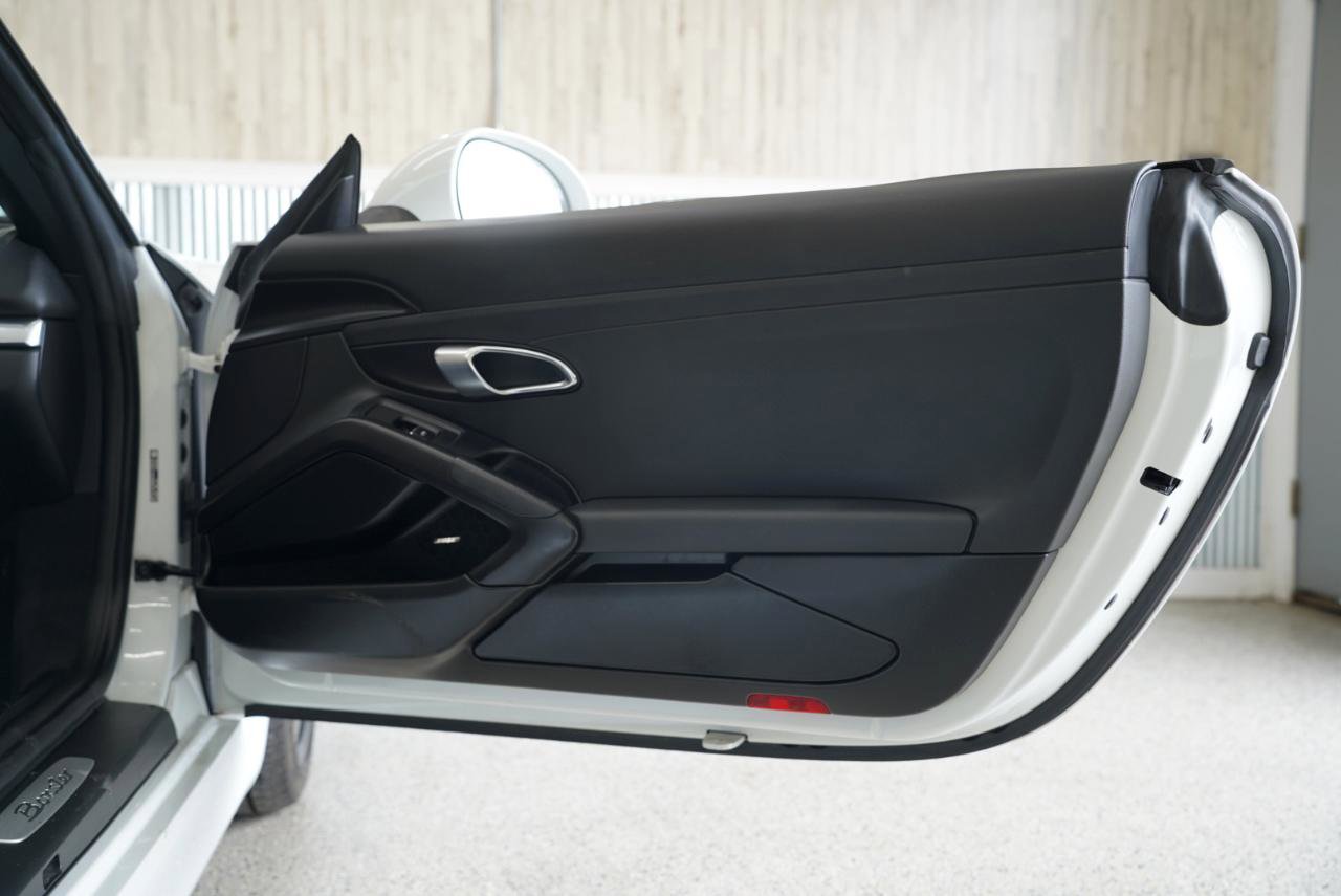 Used 2016 Porsche Boxster RWD image 33
