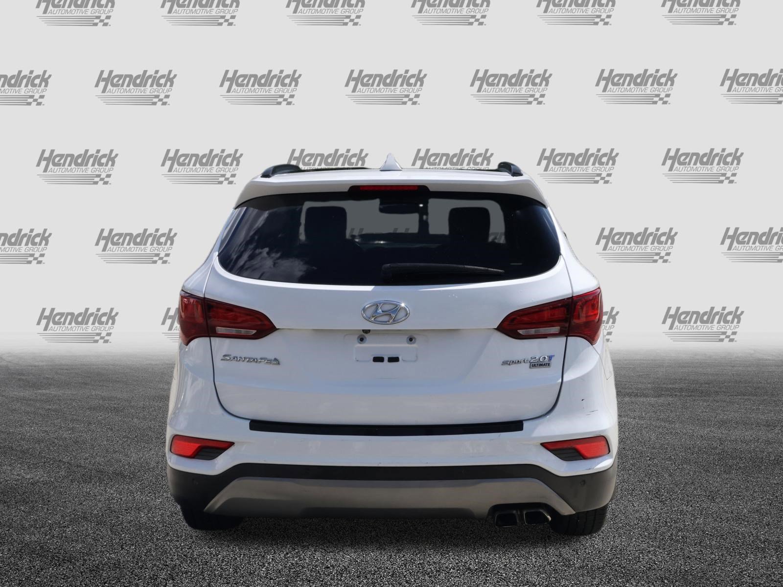 Used 2017 Hyundai Santa Fe Sport image 8