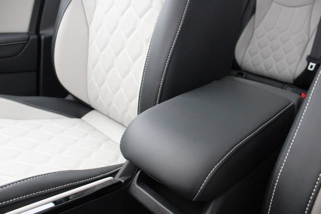 New 2026 Volkswagen Tiguan SEL R-Line AWD/4WD image 20