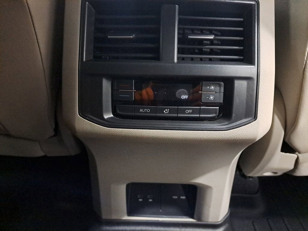 Used 2021 Volkswagen Atlas SE image 20