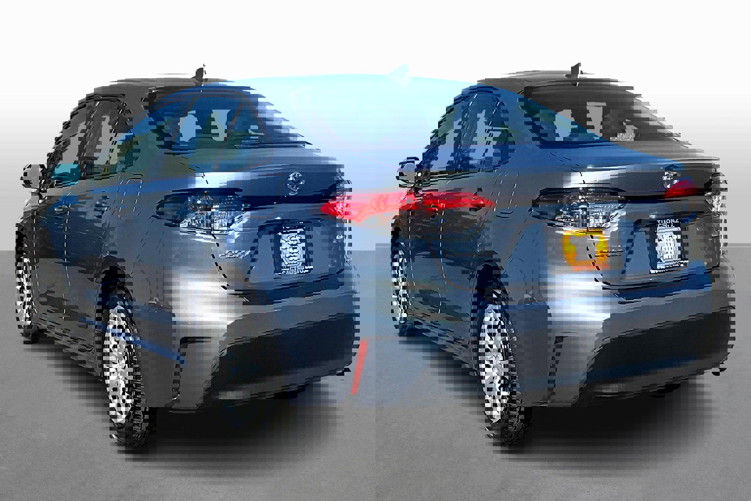 Used 2024 Toyota Corolla LE image 11