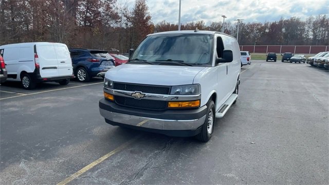 Used 2024 Chevrolet Express 2500 w/ Driver Convenience Package image 3