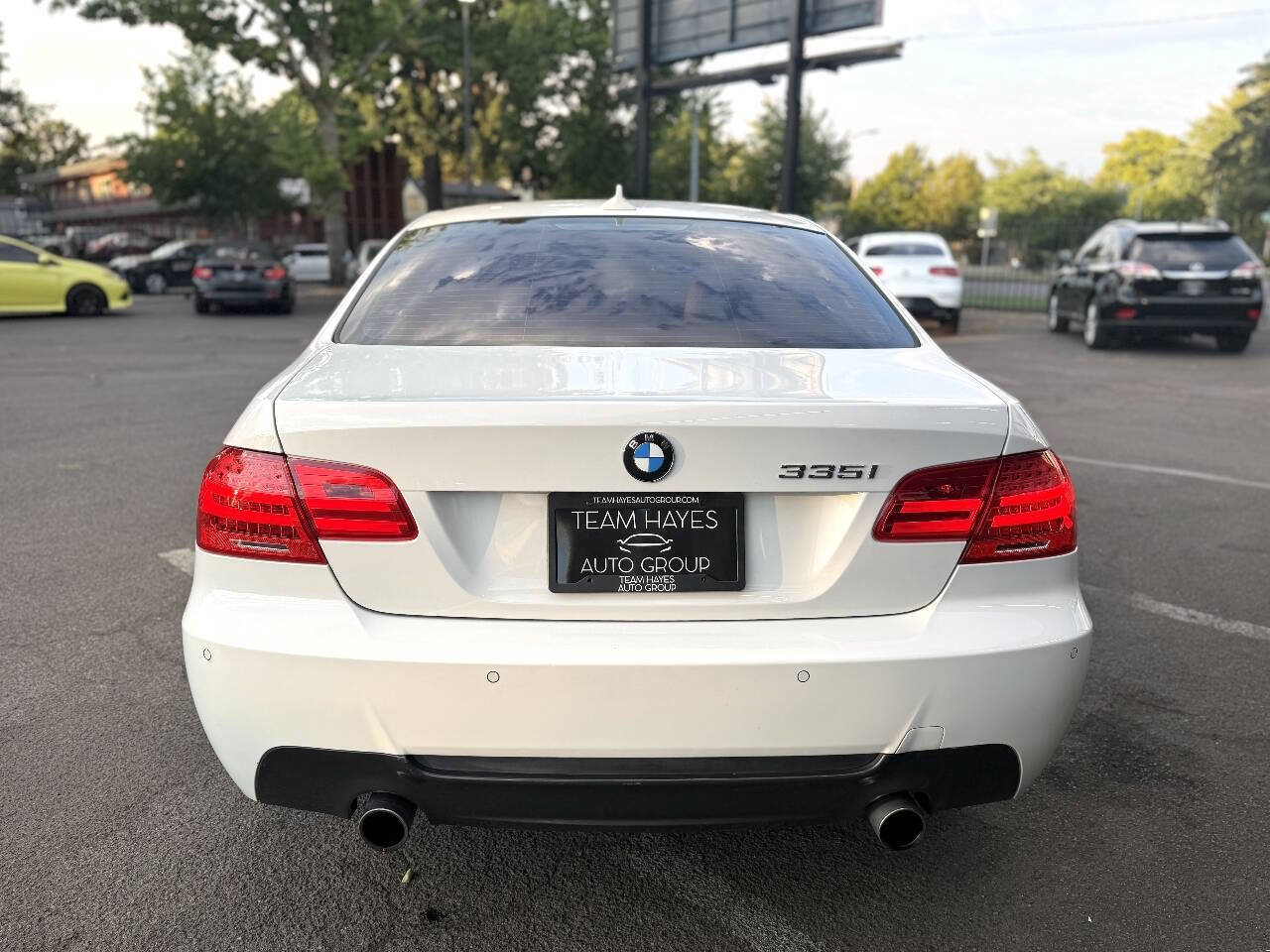 Used 2011 BMW 335i xDrive Coupe AWD/4WD image 7