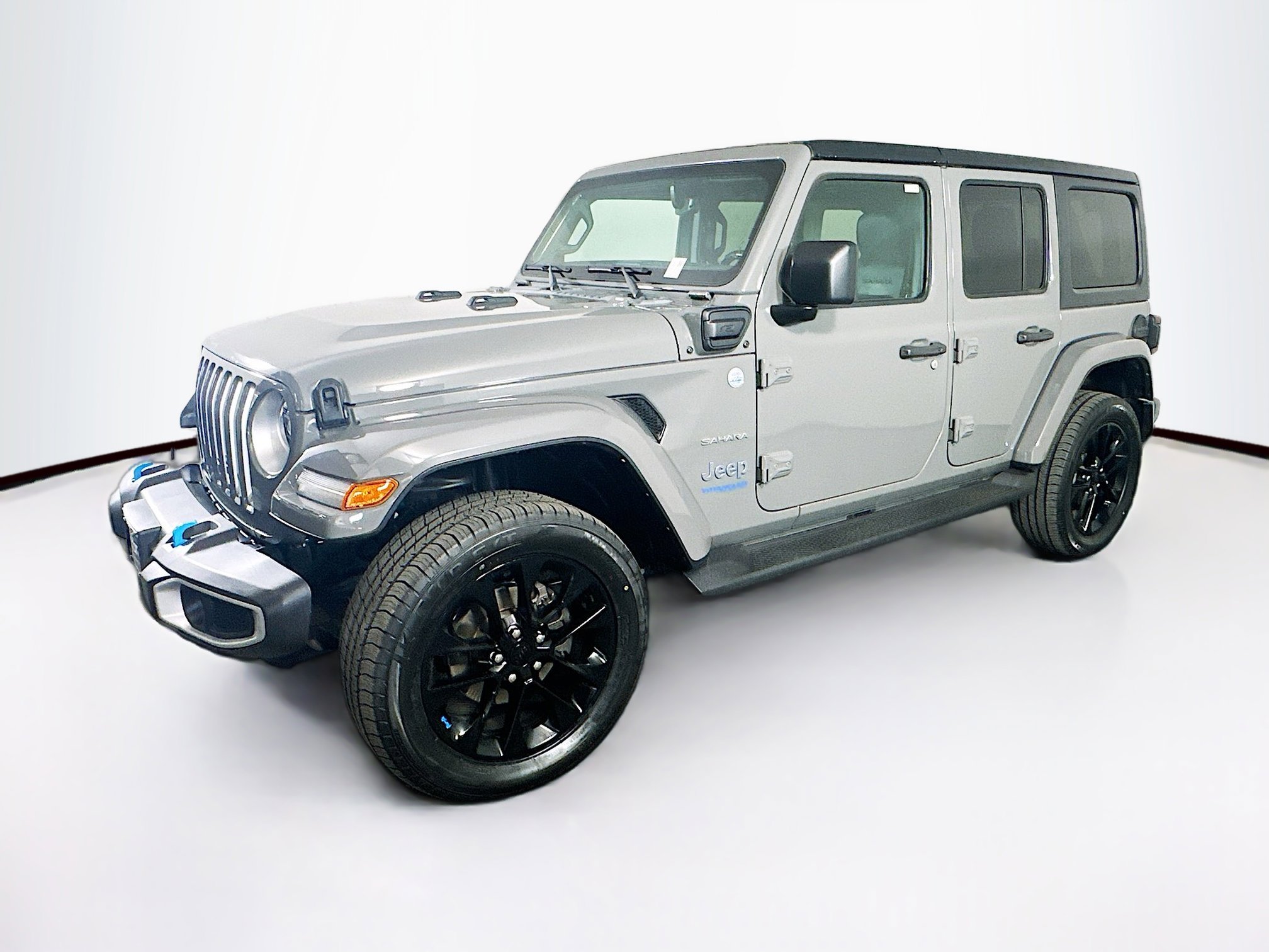 Used 2022 Jeep Wrangler Sahara w/ Cold Weather Group image 3