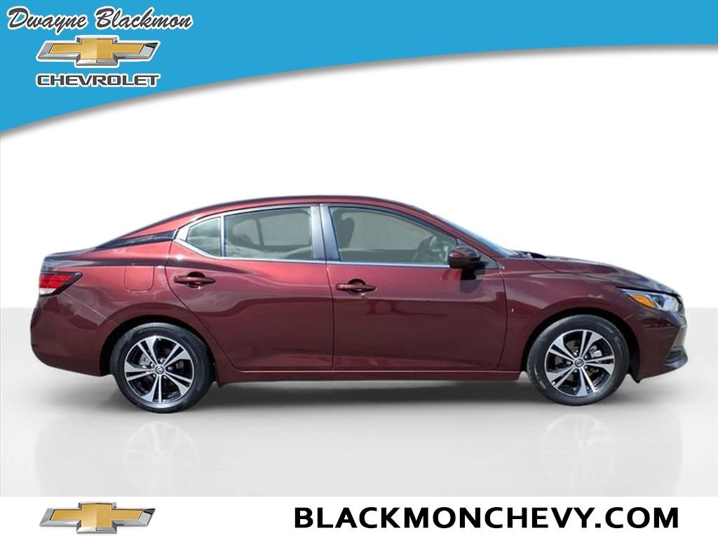 Used 2023 Nissan Sentra SV image 2