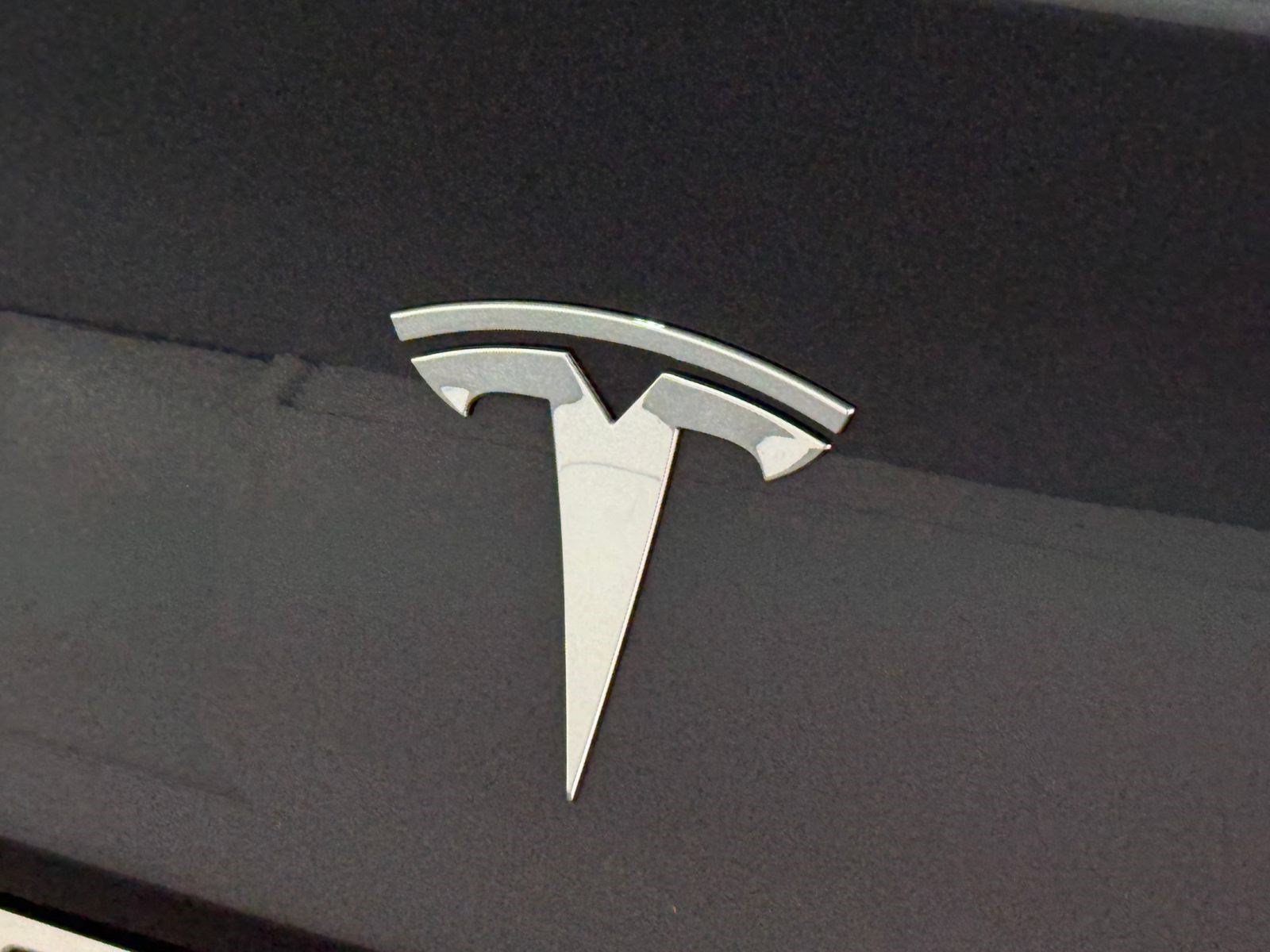 Used 2022 Tesla Model 3 Long Range AWD/4WD image 32