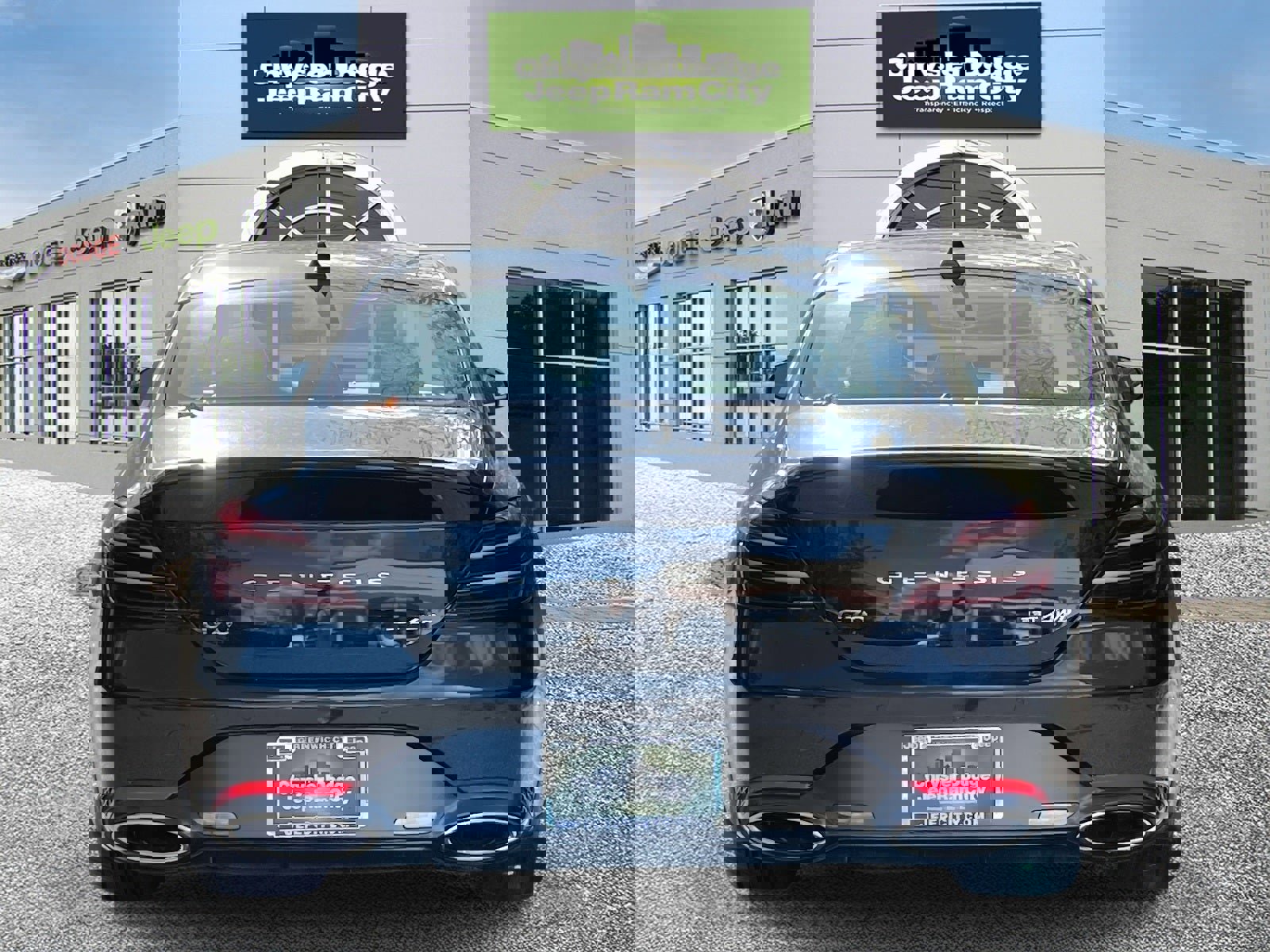 Used 2024 Genesis G70 3.3T Advanced w/ Sport Prestige Package image 7