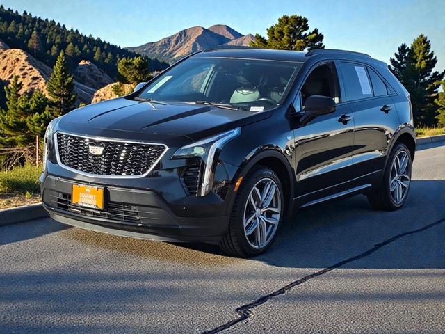 Used 2019 Cadillac XT4 Sport image 3