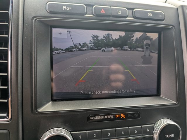 Used 2020 Ford Expedition Limited w/ Equipment Group 301A image 13