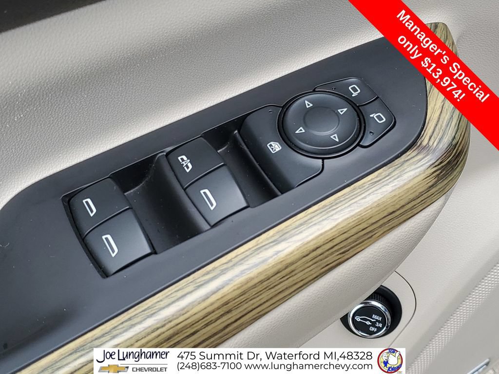 Used 2018 GMC Acadia Denali w/ Technology Package FWD image 26