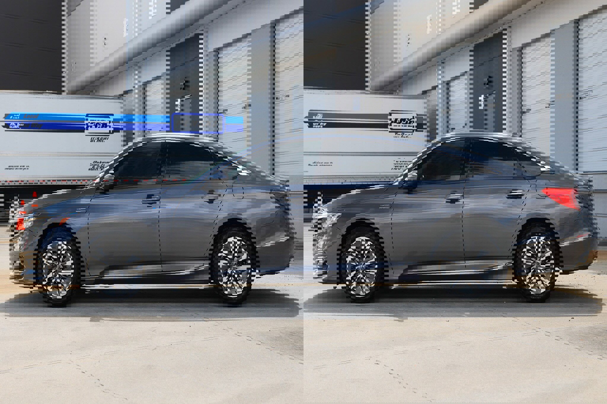 Used 2020 Honda Accord Touring image 8