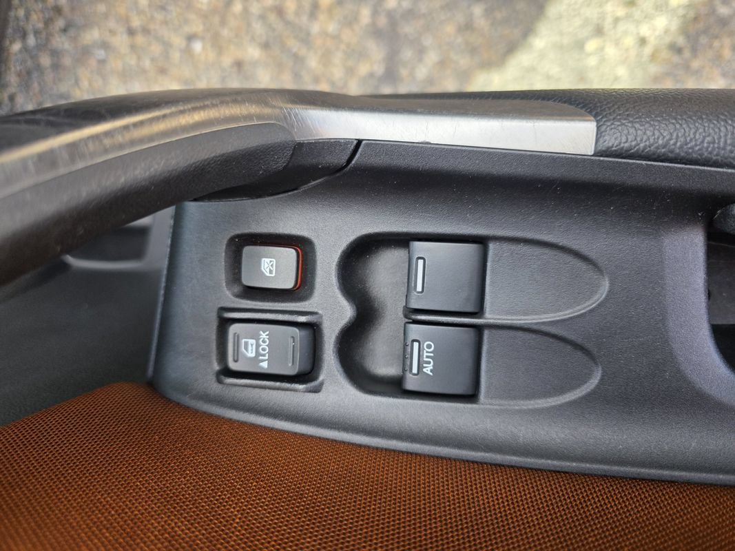 Used 2016 Honda CR-Z EX-L image 11